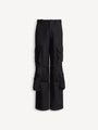 Pantalones tipo cargo de sarga de lana