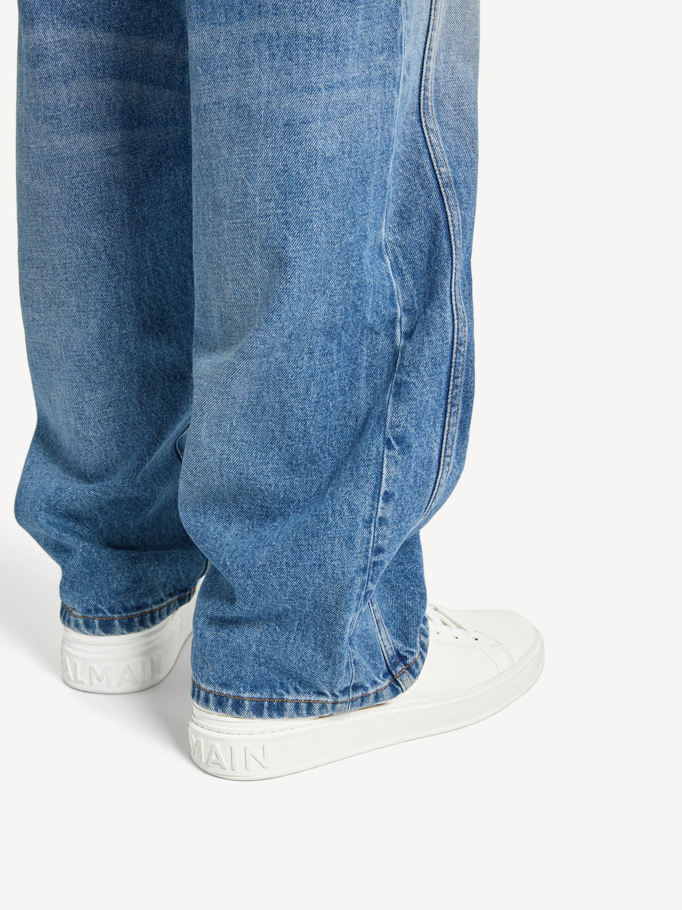 Baskets B-Court en cuir lisse