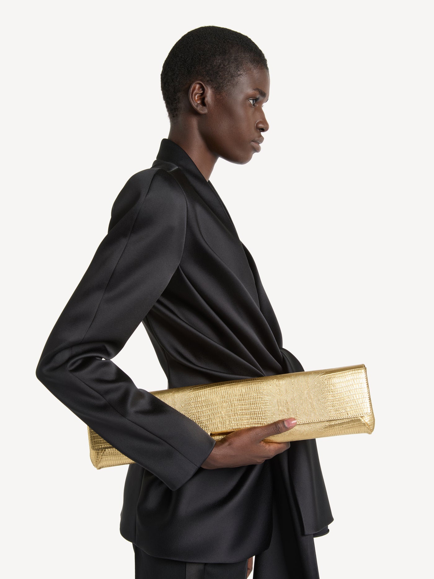 Bolso Long Clutch de piel texturizada metalizada