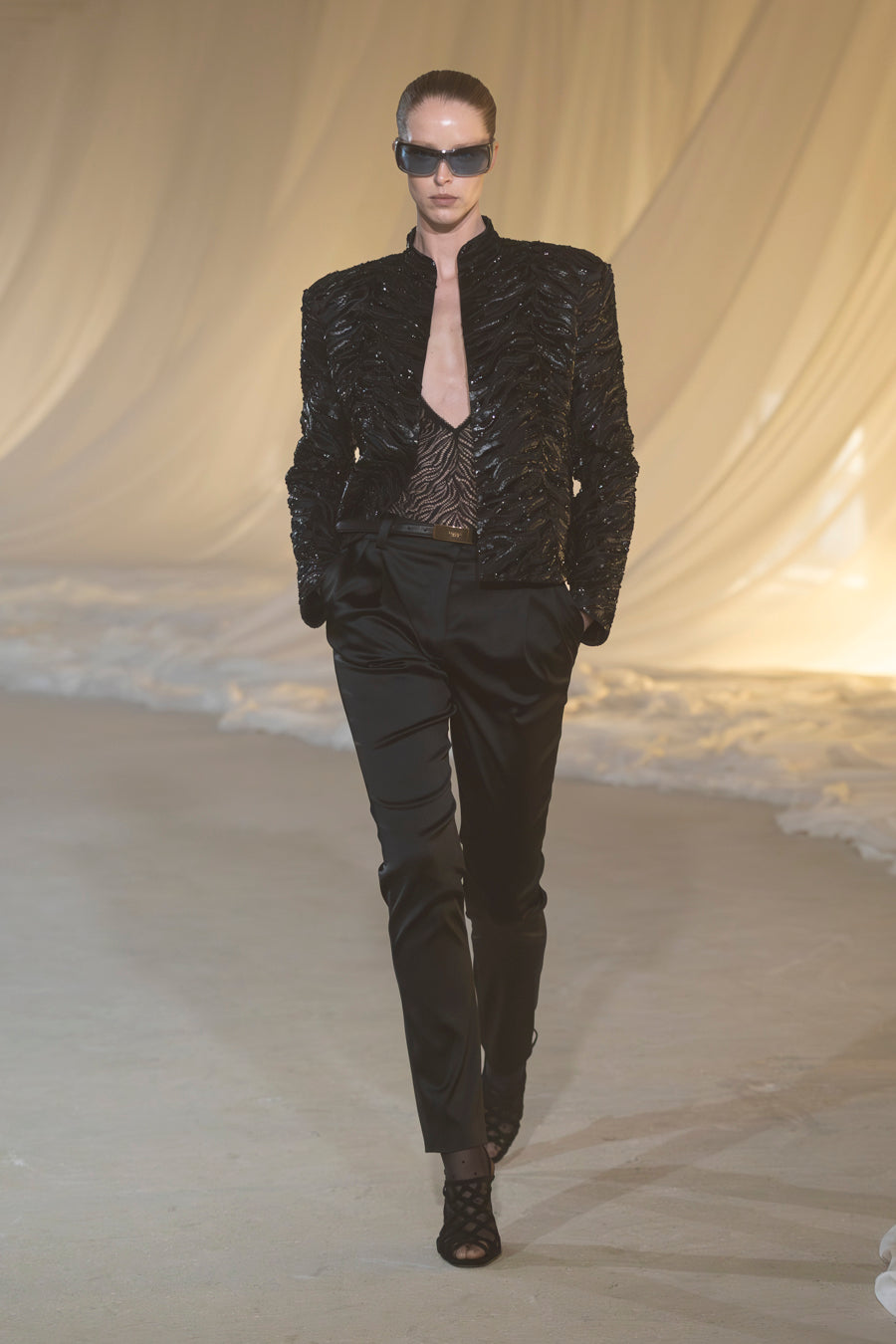 Women FW26 runway - look 17