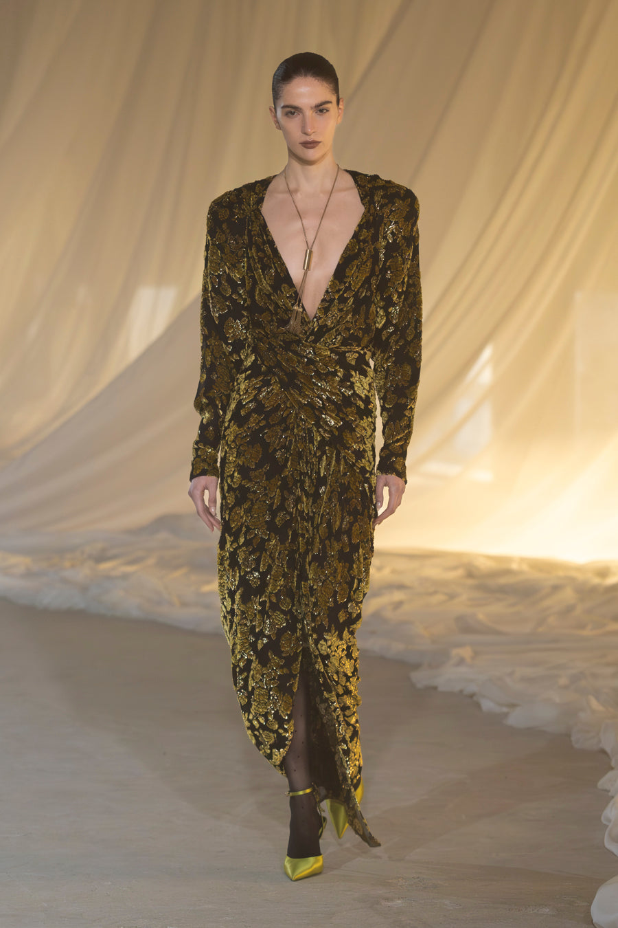 Women FW26 runway - look 30
