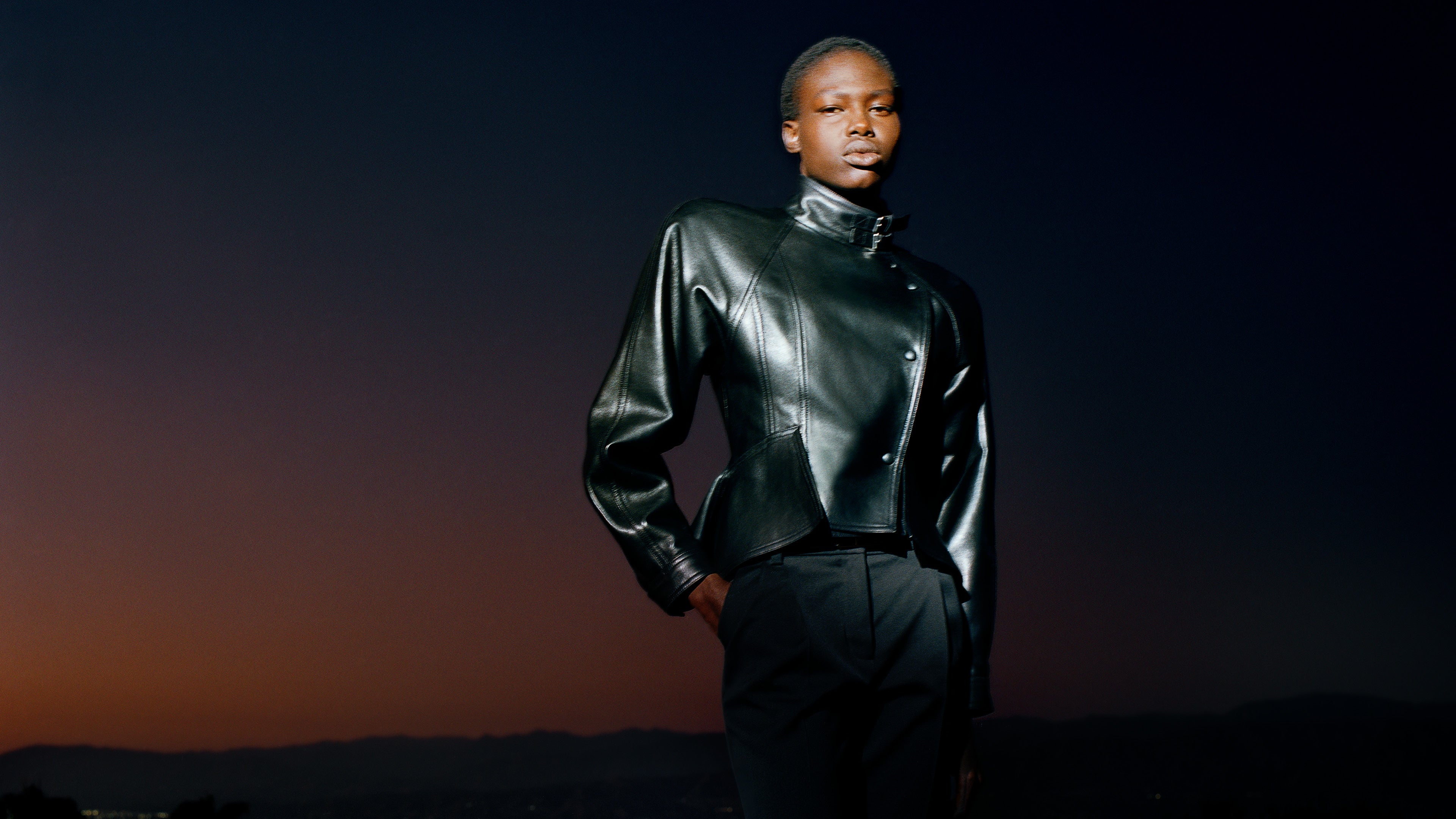 Balmain.com | バルマン公式ウェブサイト | デザイナー ウェア、バッグ