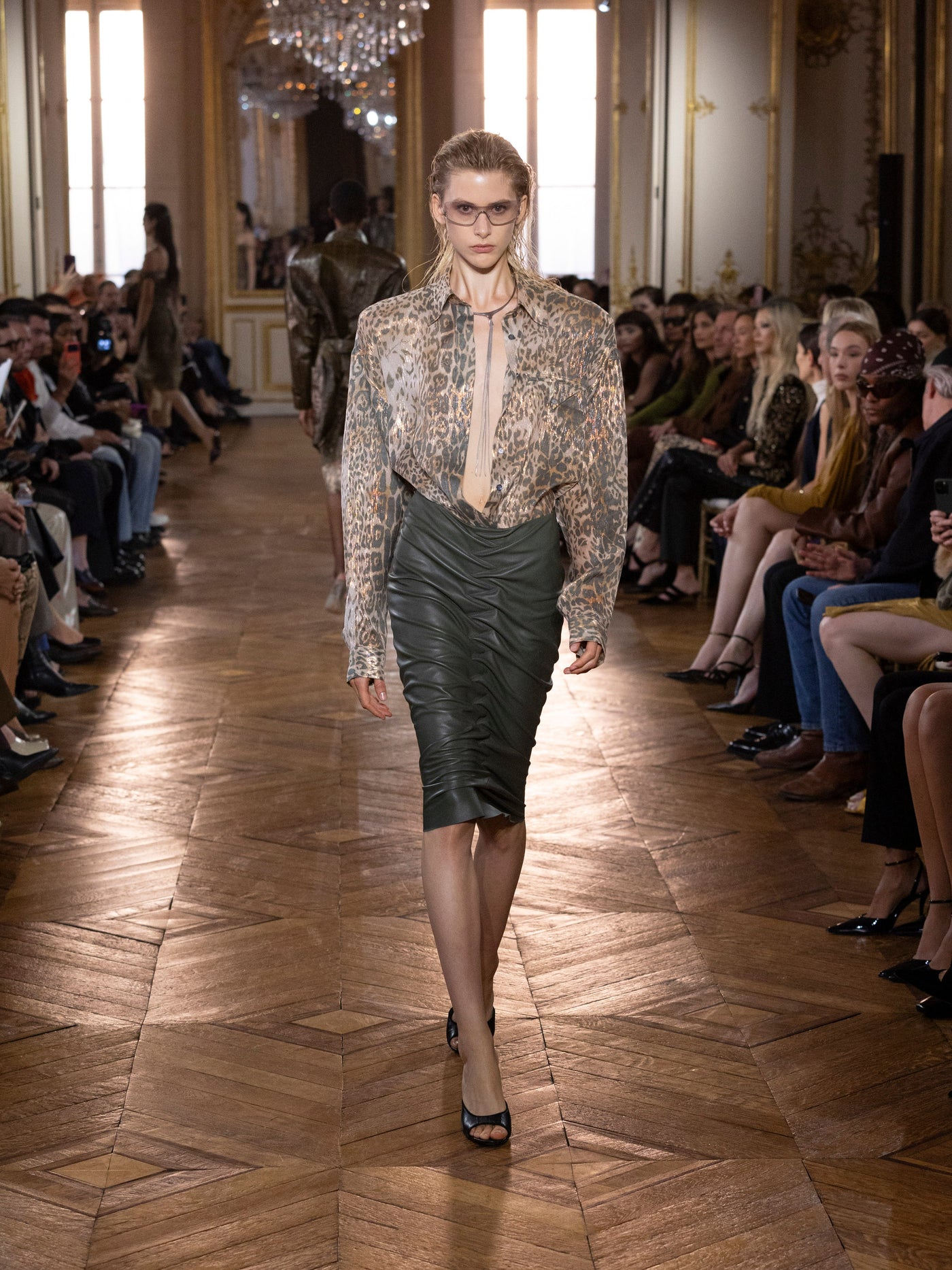 Women SS27 runway - look 4