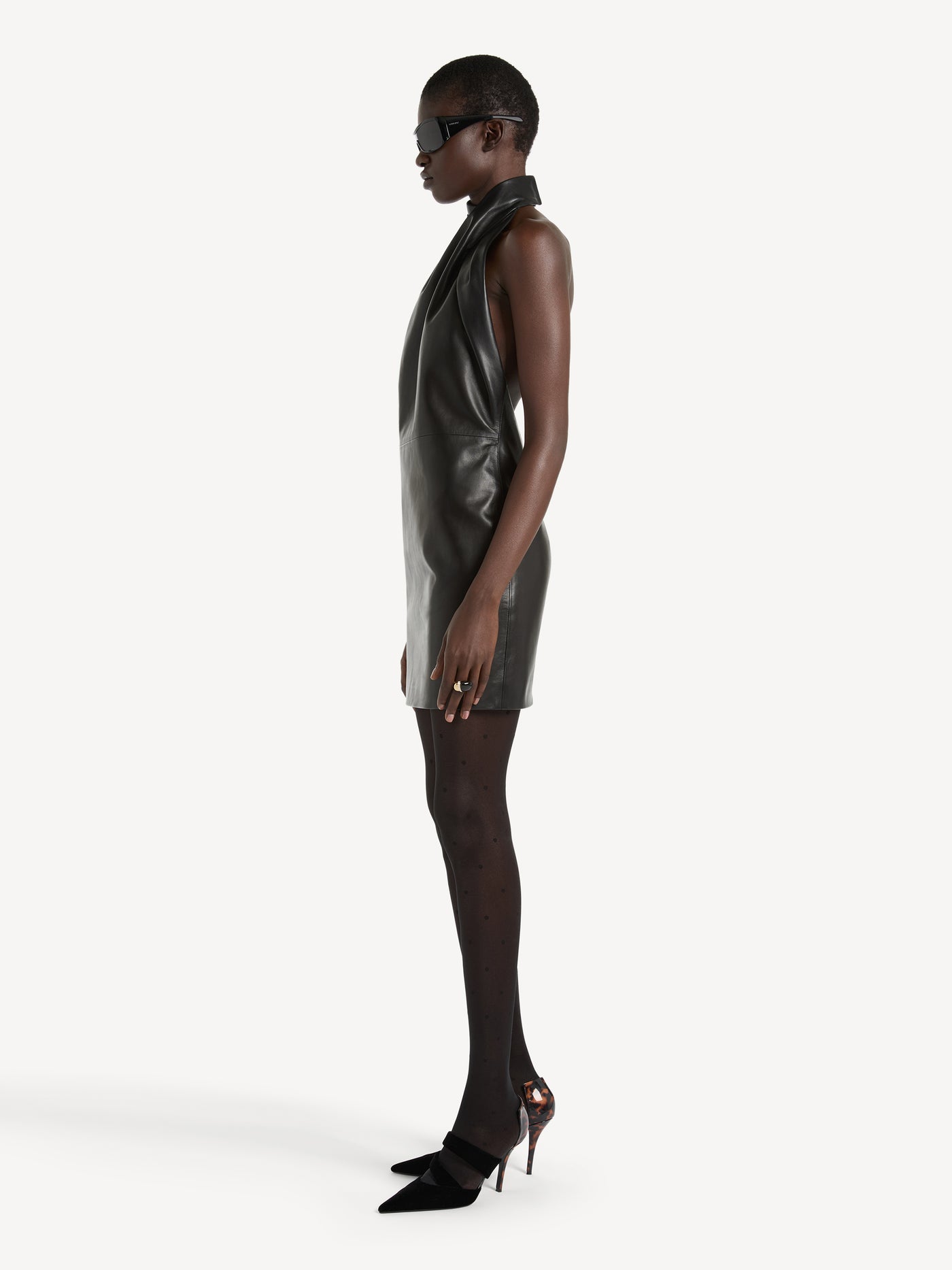 Rückenfreies Kleid aus Lammleder