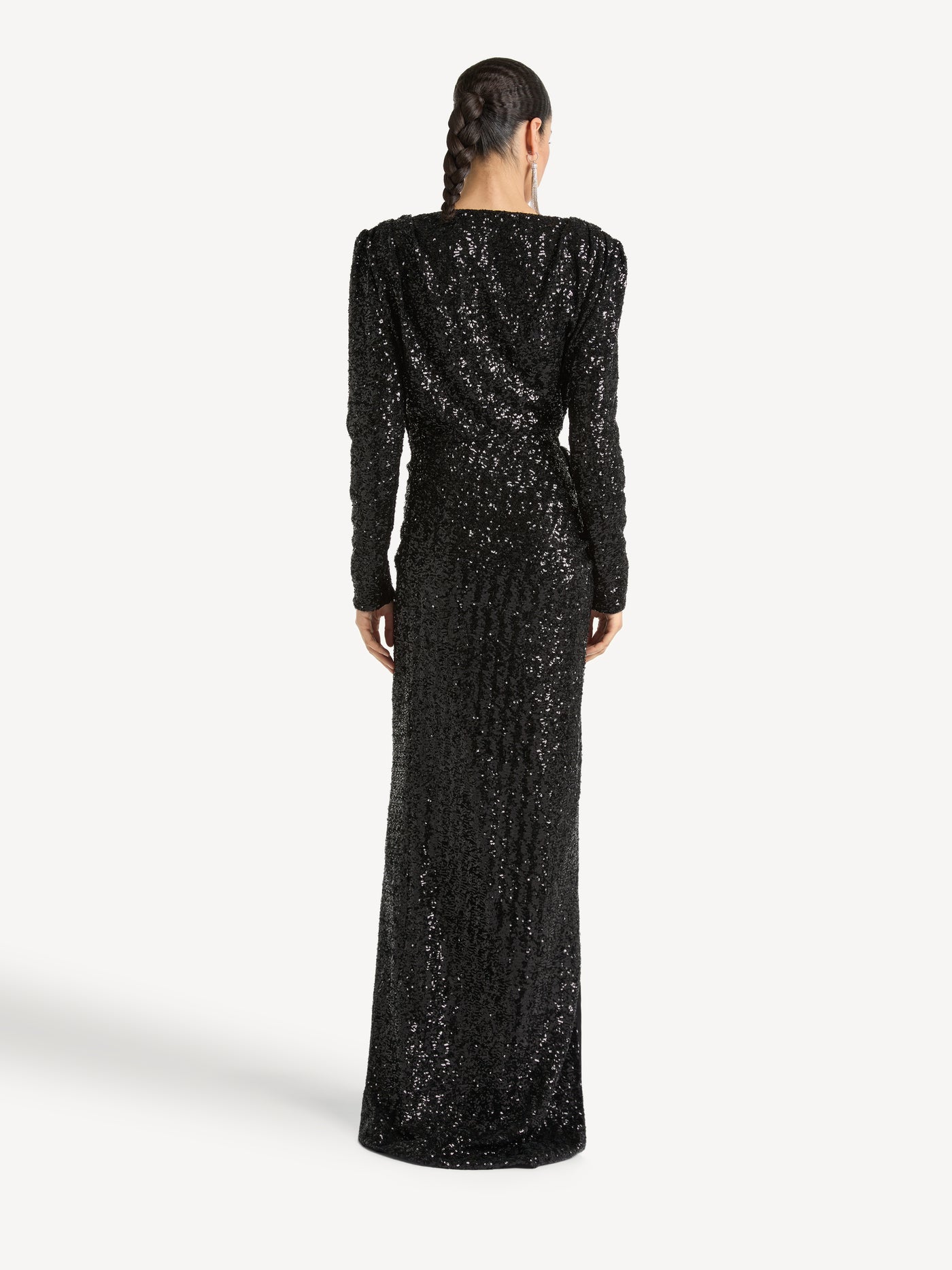 Long sequinned dress