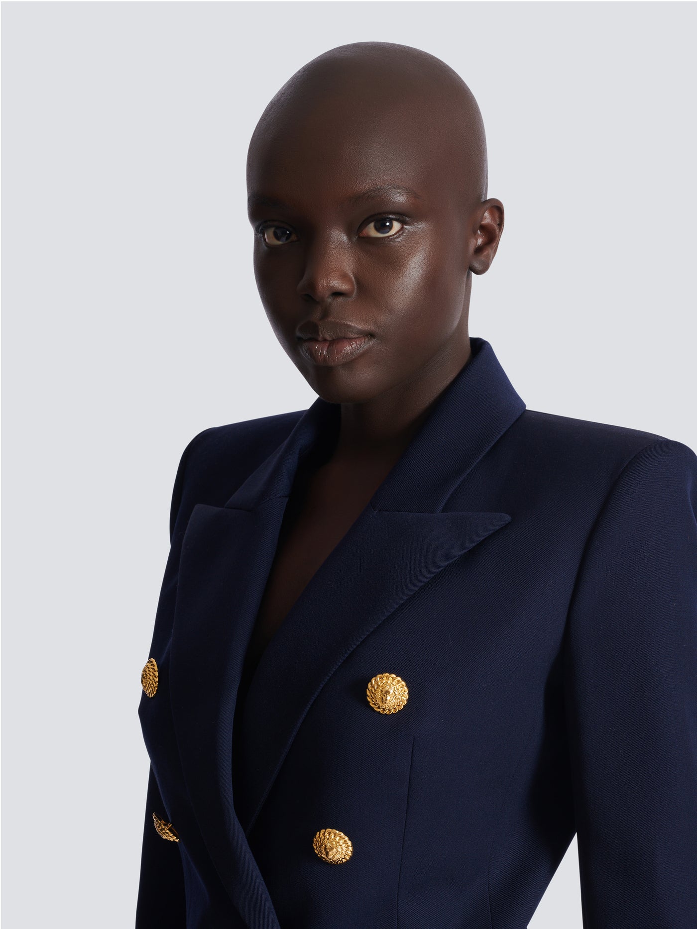 Fitted wool 6-buttons jacket