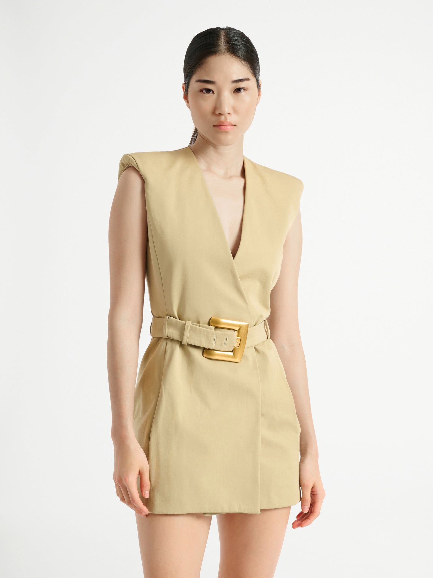 Robe courte ceinturée en gabardine