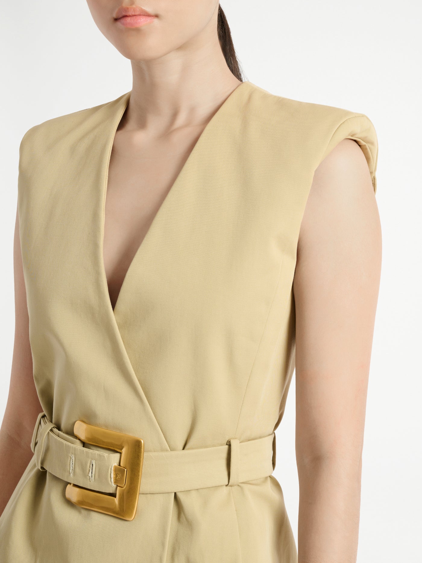 Robe courte ceinturée en gabardine