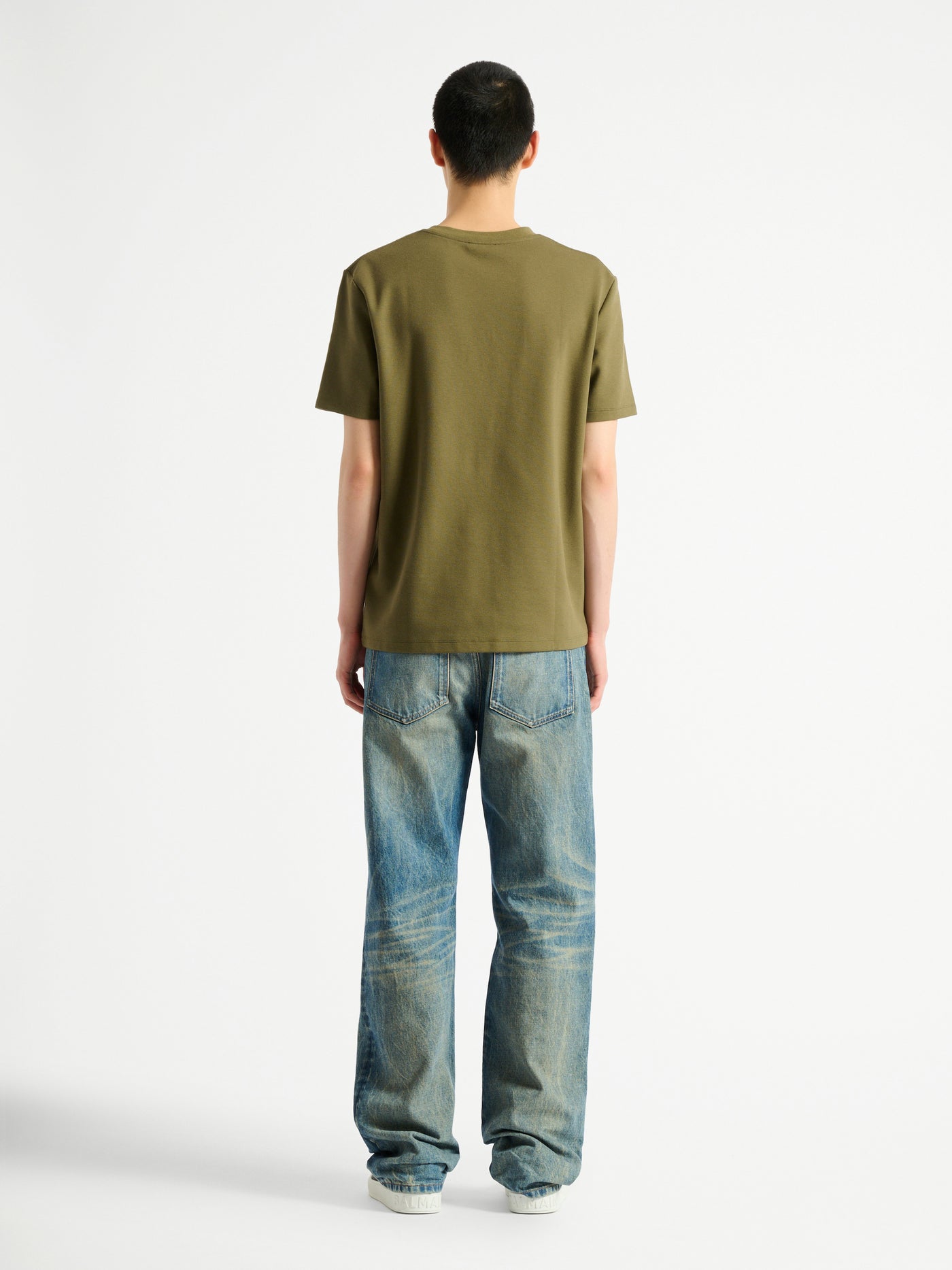 T-shirt con logo ricamato