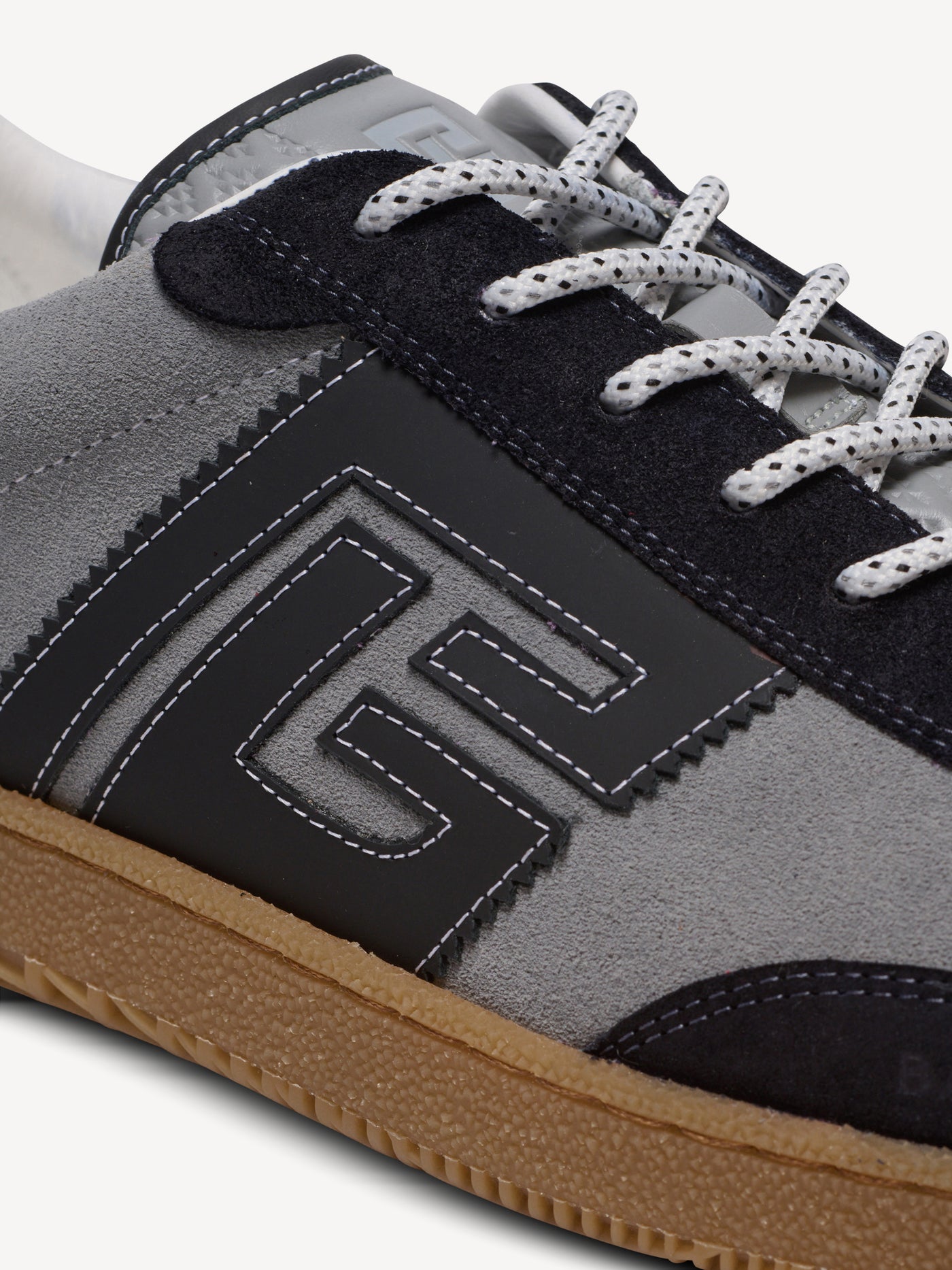 Suede Balmain Swan trainers