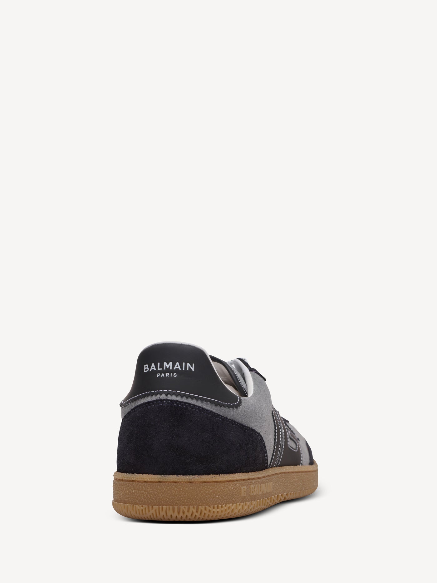 Suede Balmain Swan trainers