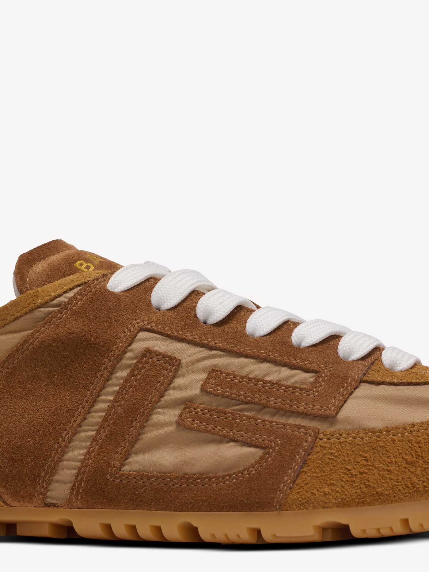 Zapatillas Racer 45 de ante y nailon