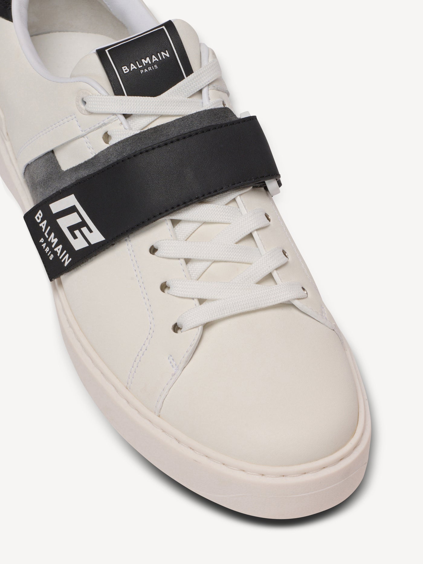 Baskets B-Court en cuir de veau avec languette PB