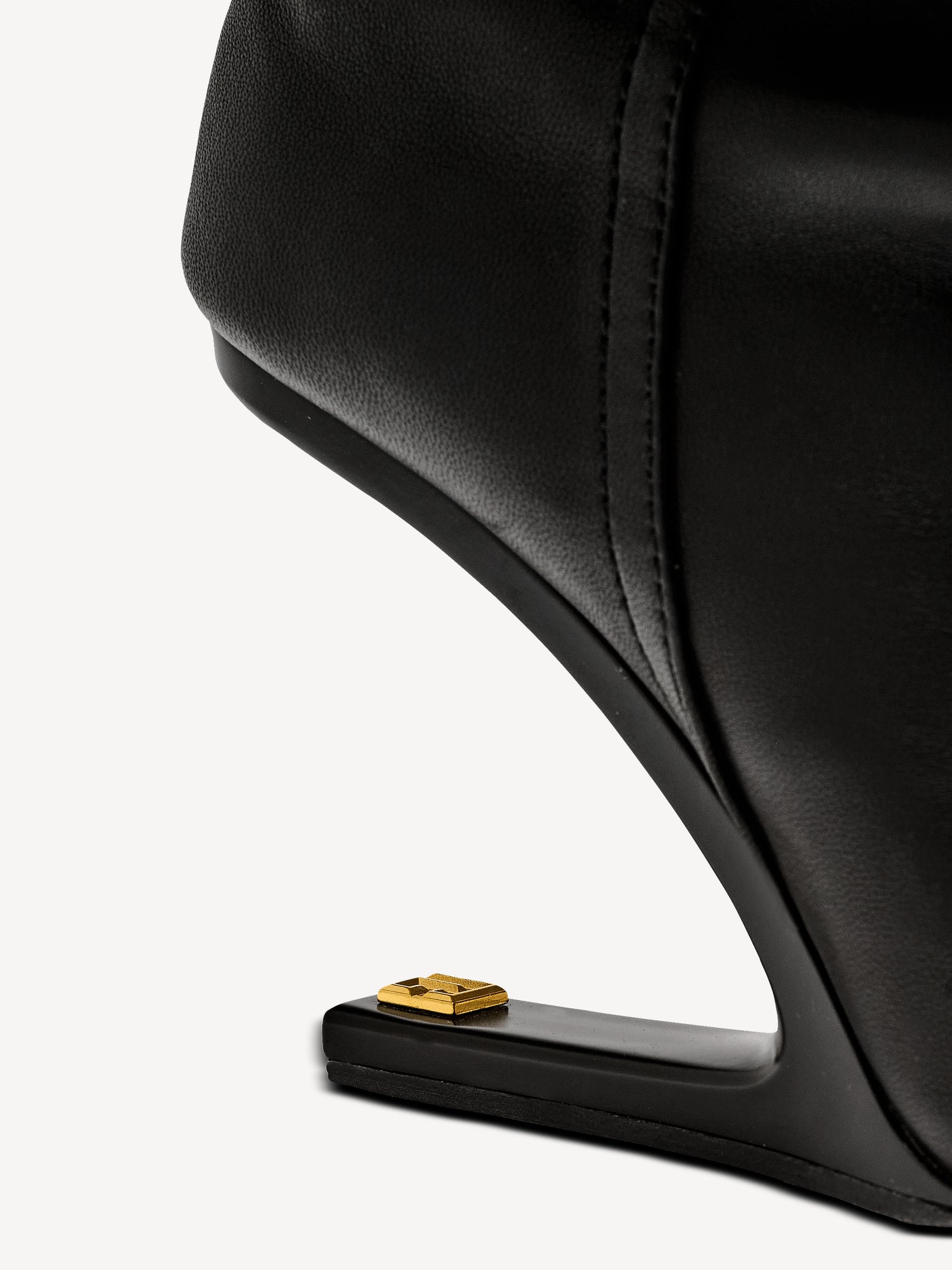 No Wedge smooth leather ankle boots