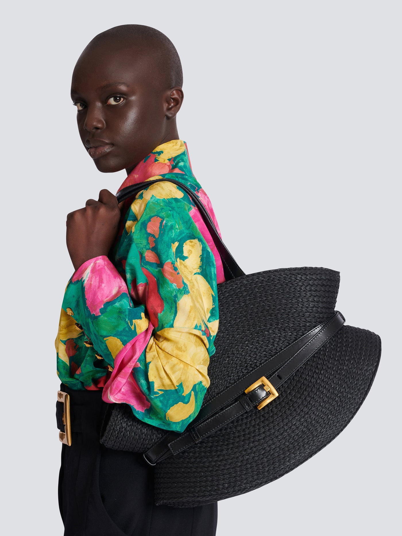 Sac Shuffle Medium en raphia et cuir de veau