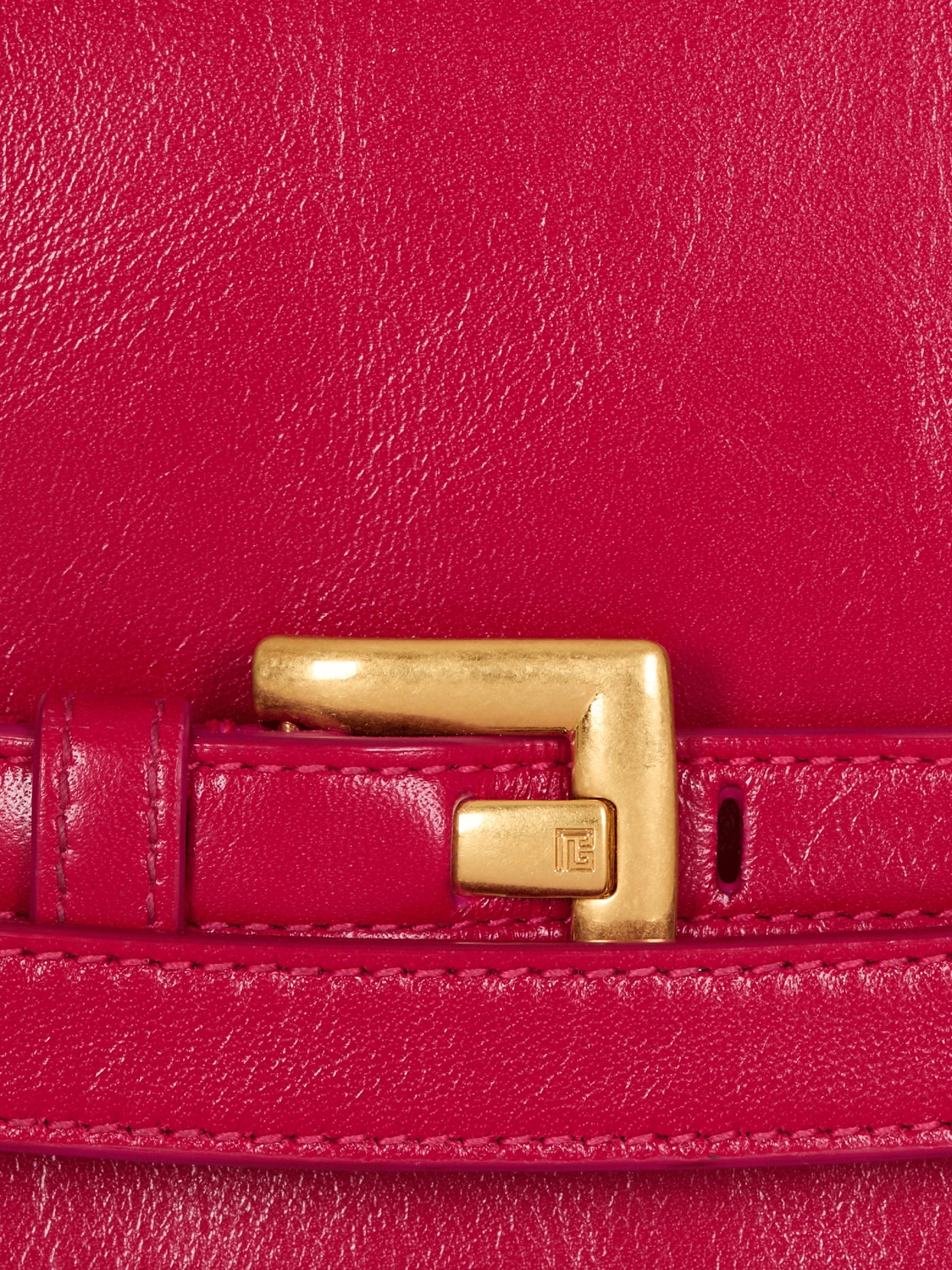 Shuffle calfskin wallet with chain