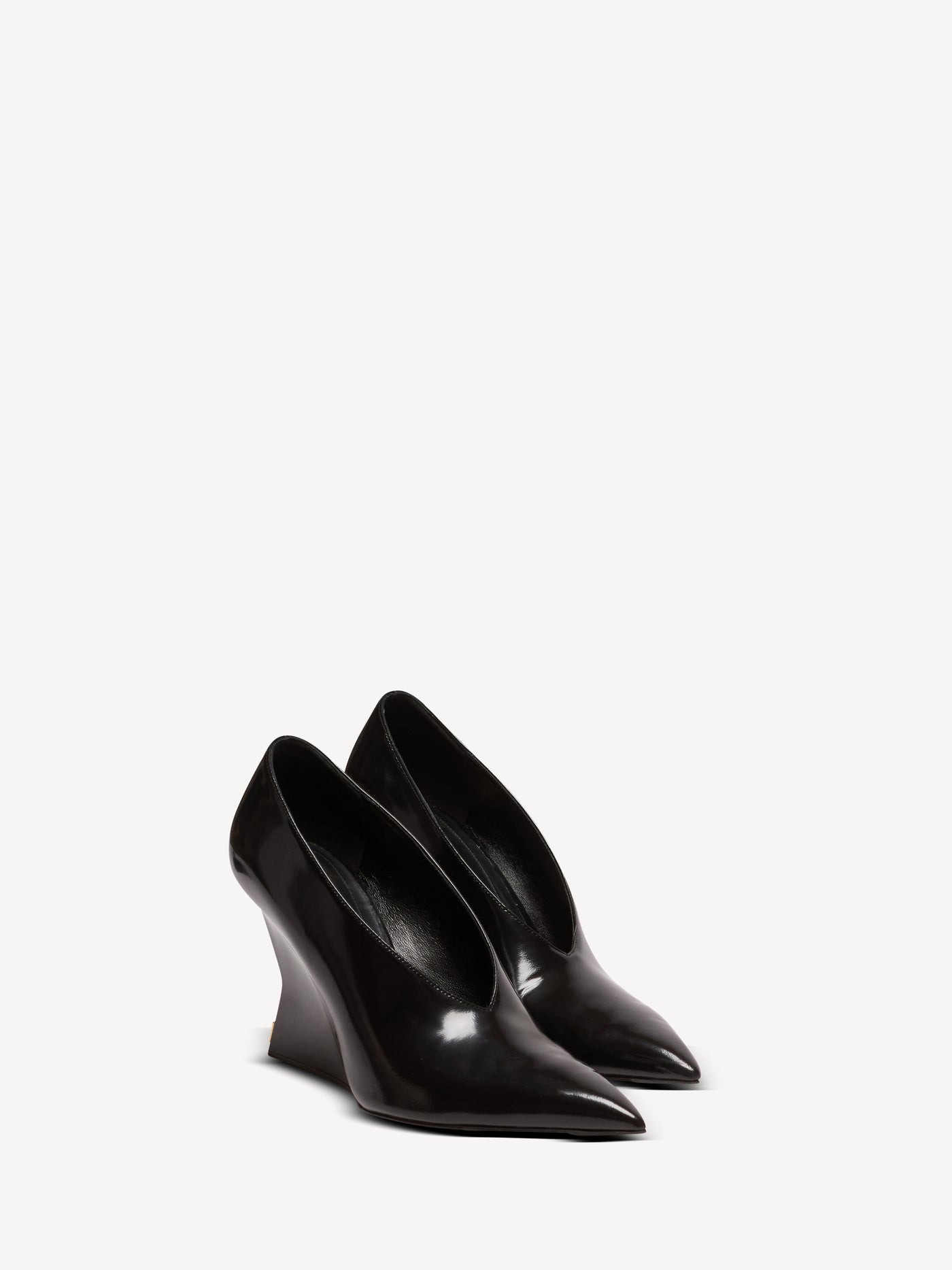 Shiny lambskin Wedge pumps