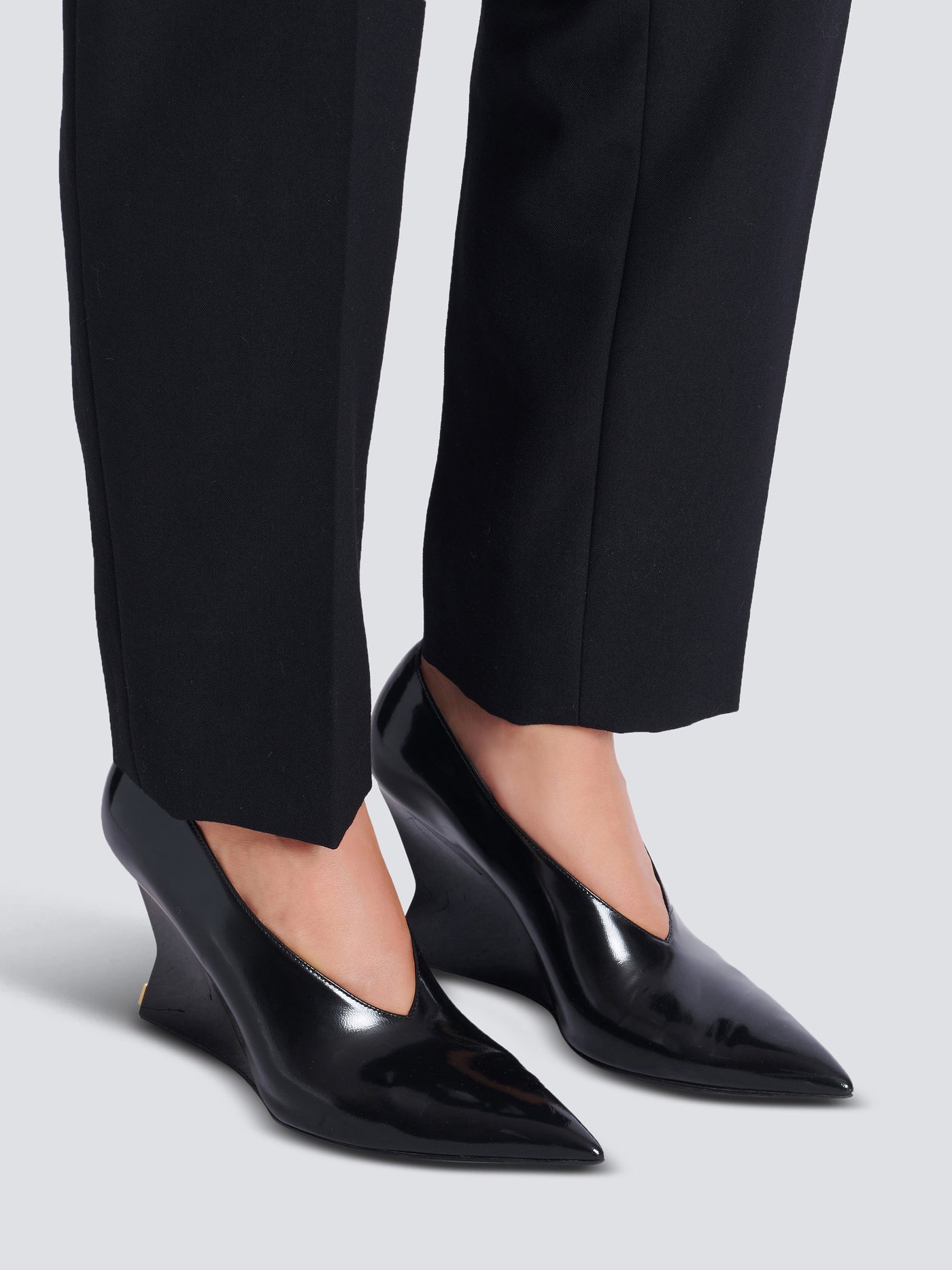 Shiny lambskin Wedge pumps