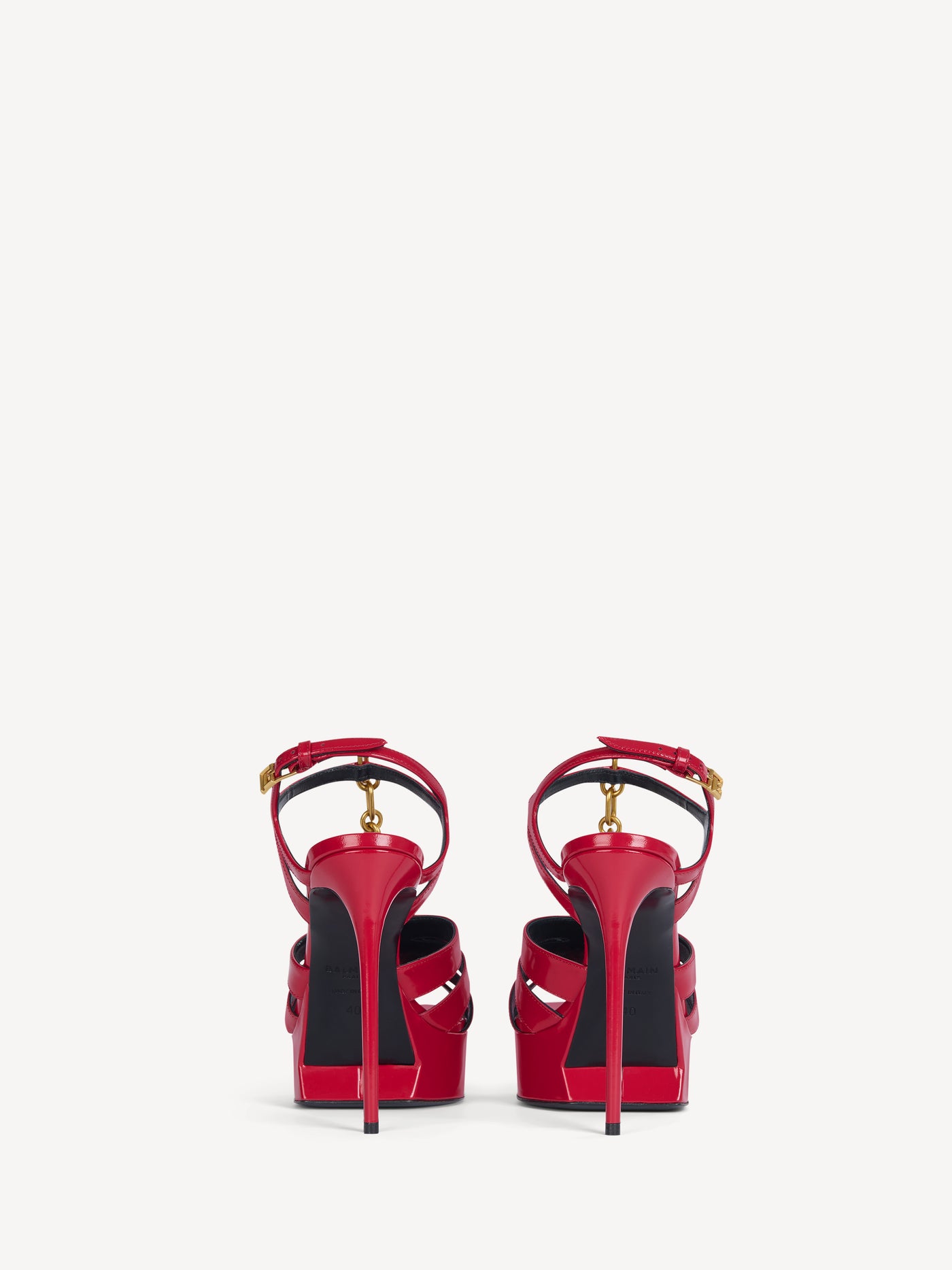 Sync platform sandals in patent lambskin