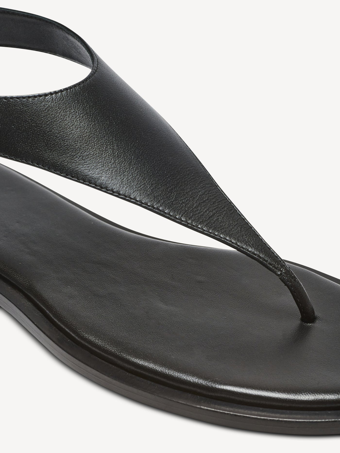 Anthem flat toe-post sandals in lambskin leather