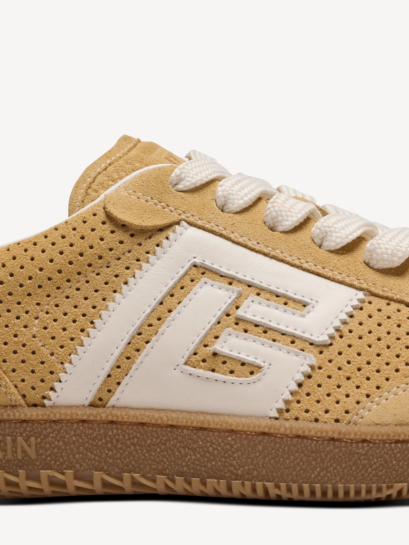 Suede Balmain Swan trainers
