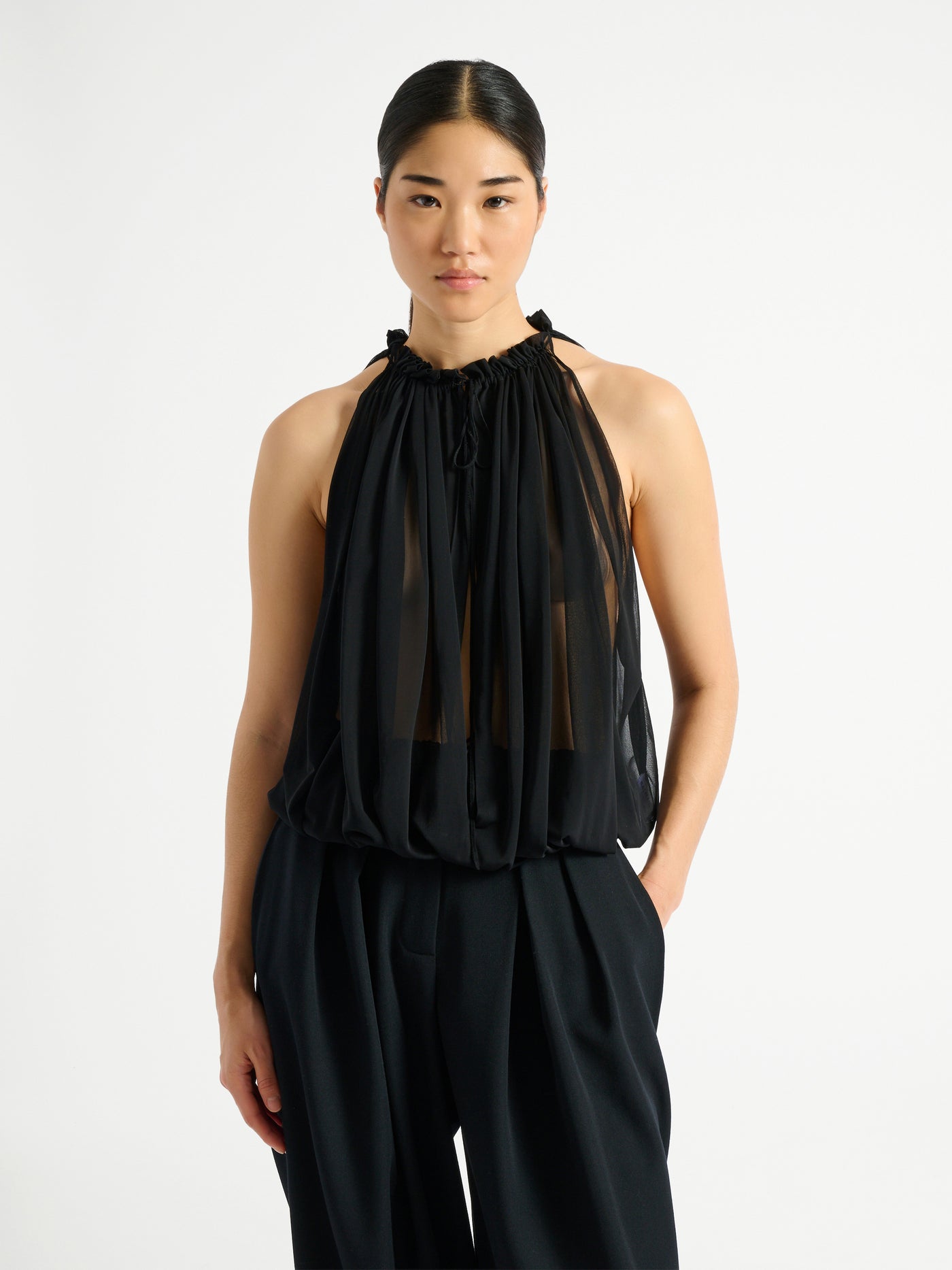 Top sans manches en mousseline