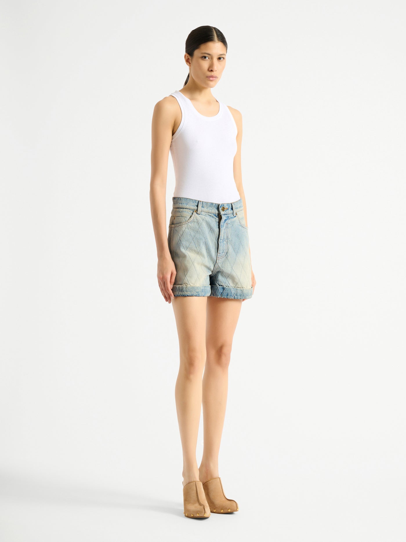 Pantalones cortos de denim con pespuntes