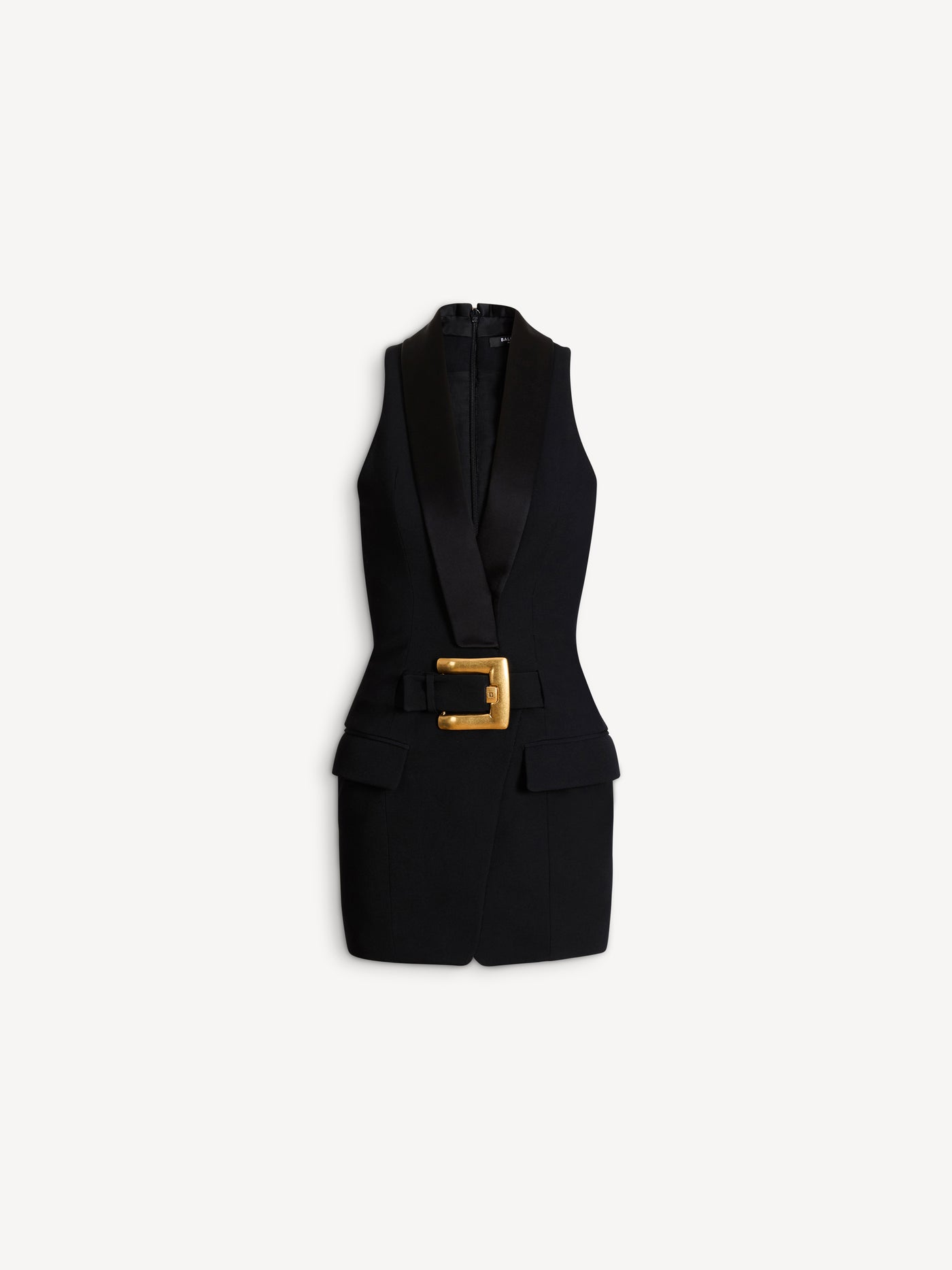 Vestido corto con cinturón