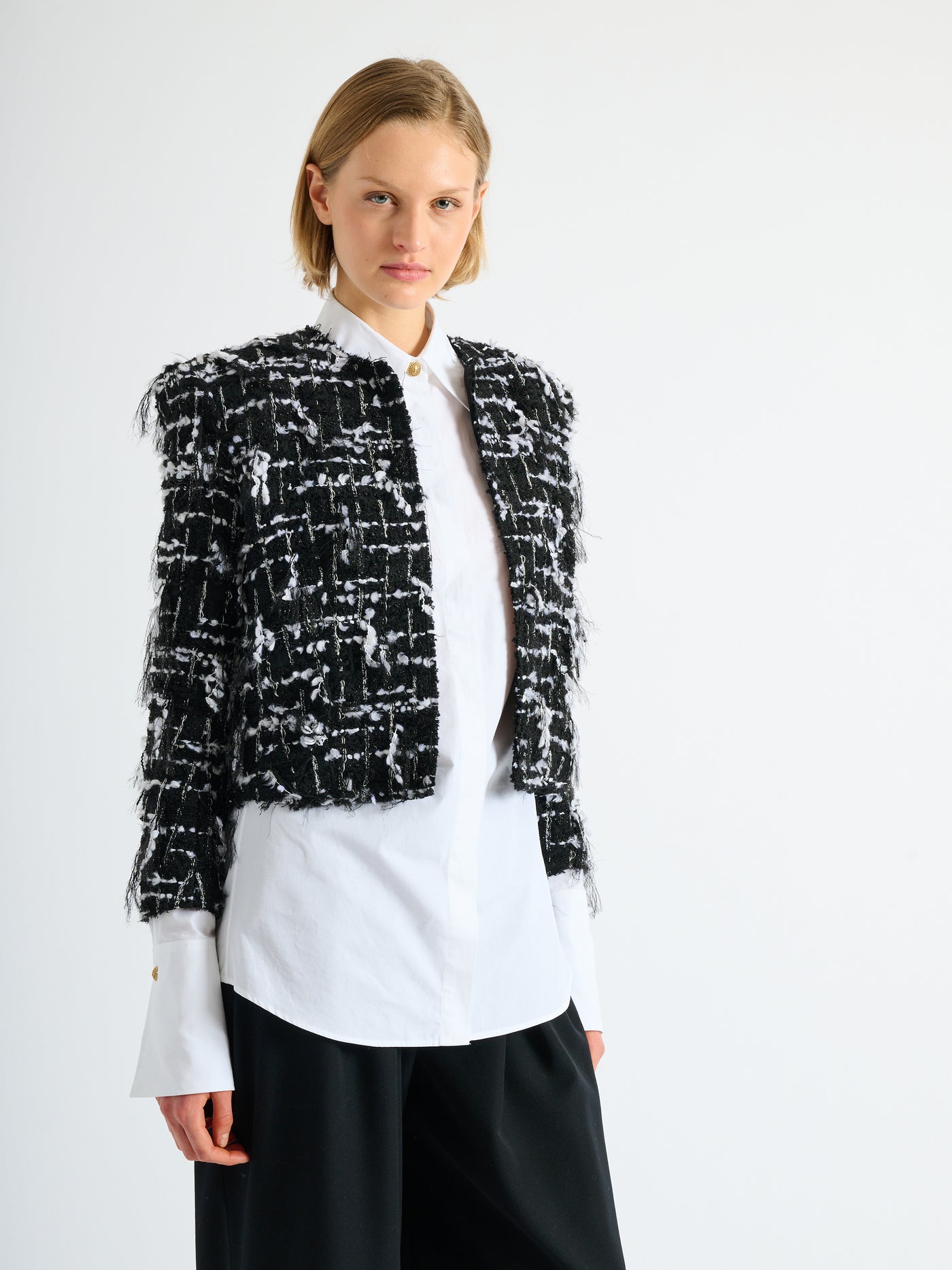Chaqueta Spencer de tweed con flecos