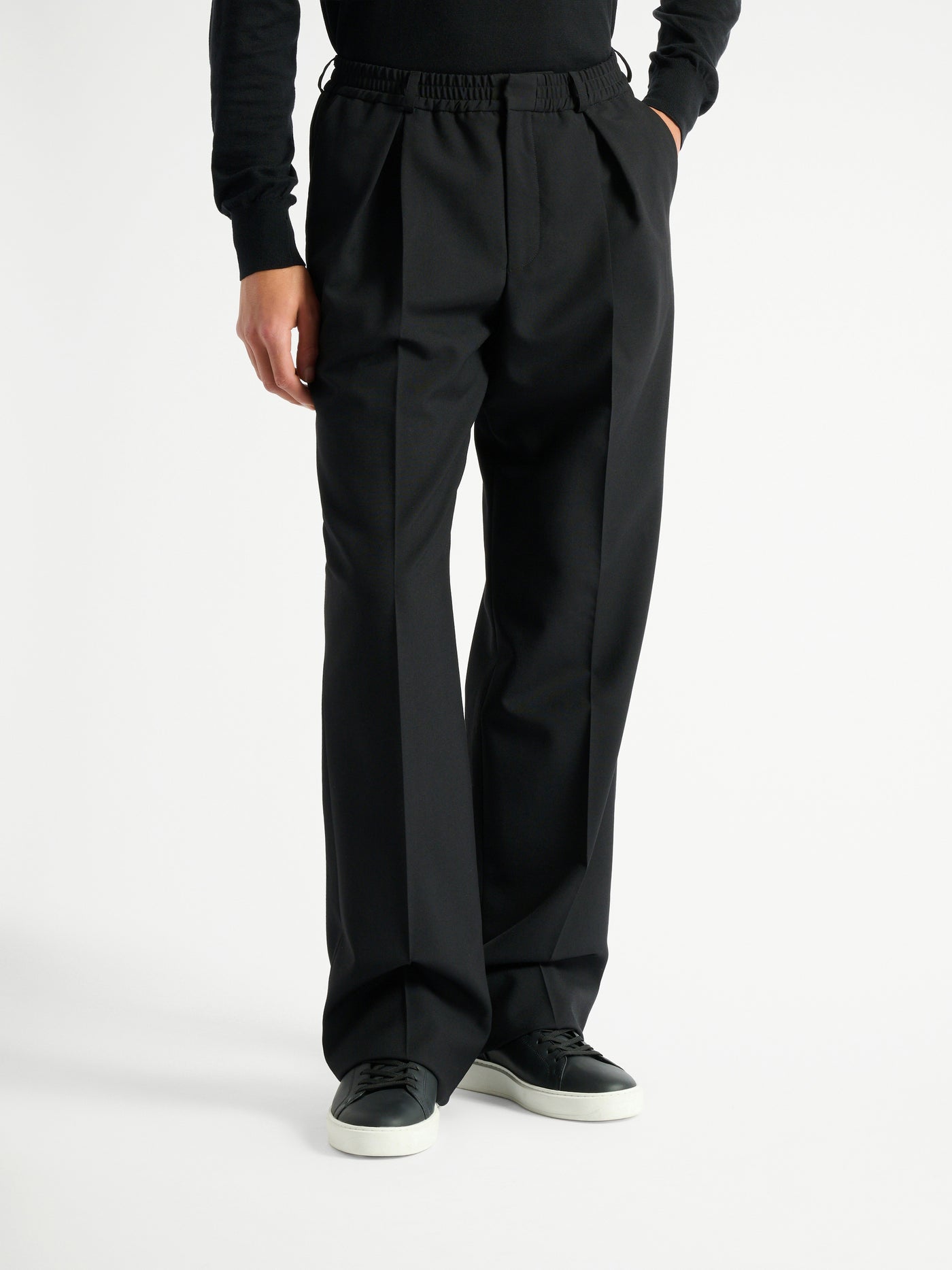 Wool trousers with elasticated waist