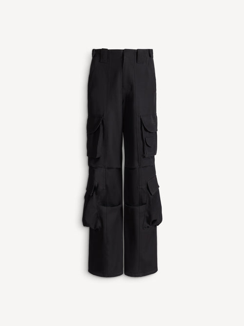 Pantalones tipo cargo de sarga de lana