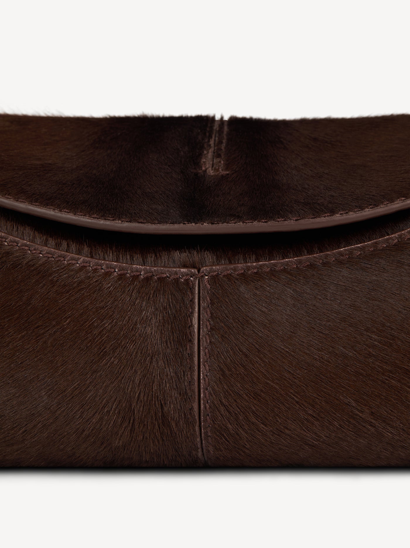 Kleine Tasche 64-83 aus flauschigem Leder