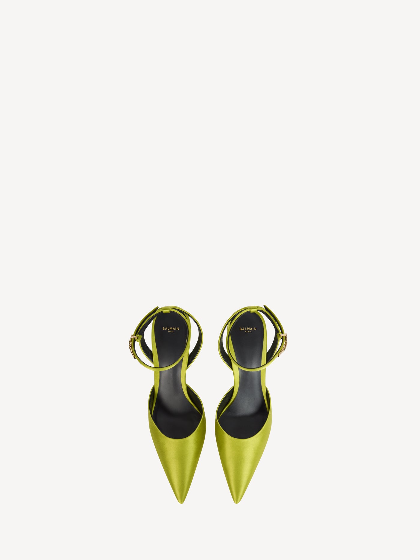 Zapatos de tacón con tiras de satén