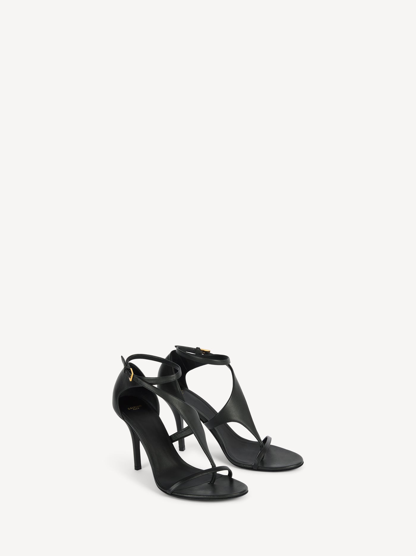 Smooth leather toe-post sandals