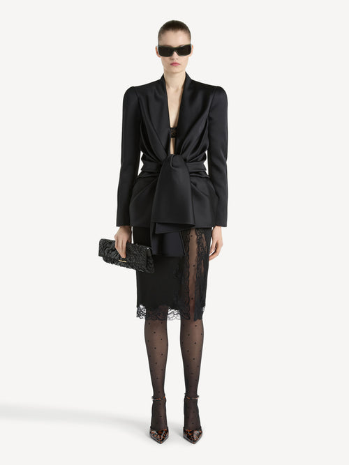 Gebundene Jacke aus Satin-Crêpe