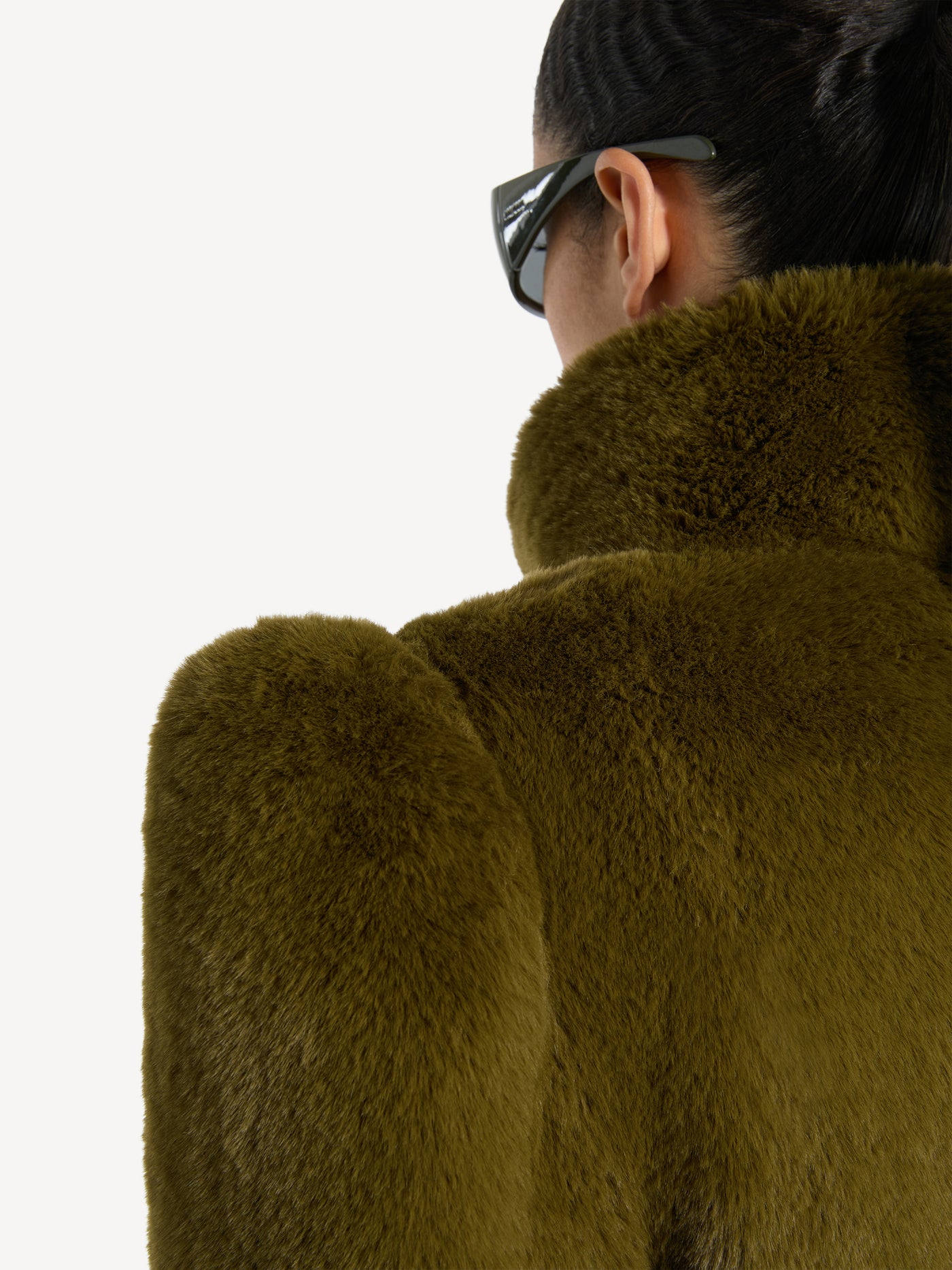 Short faux fur coat