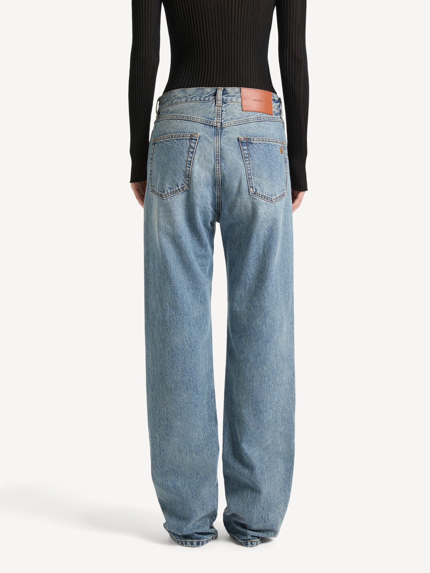 Jean droit en denim délavé