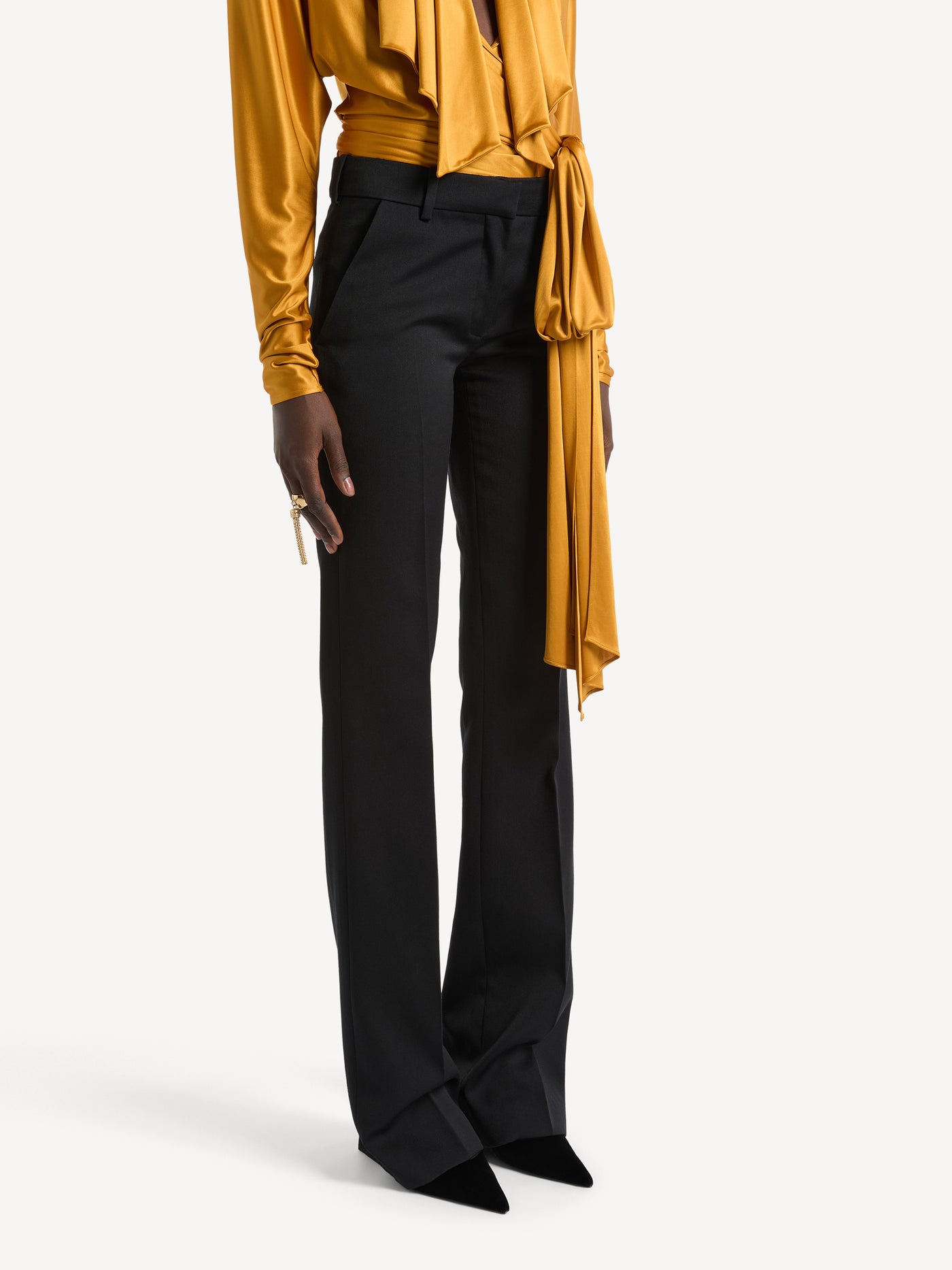 Pantalon taille basse en satin de laine