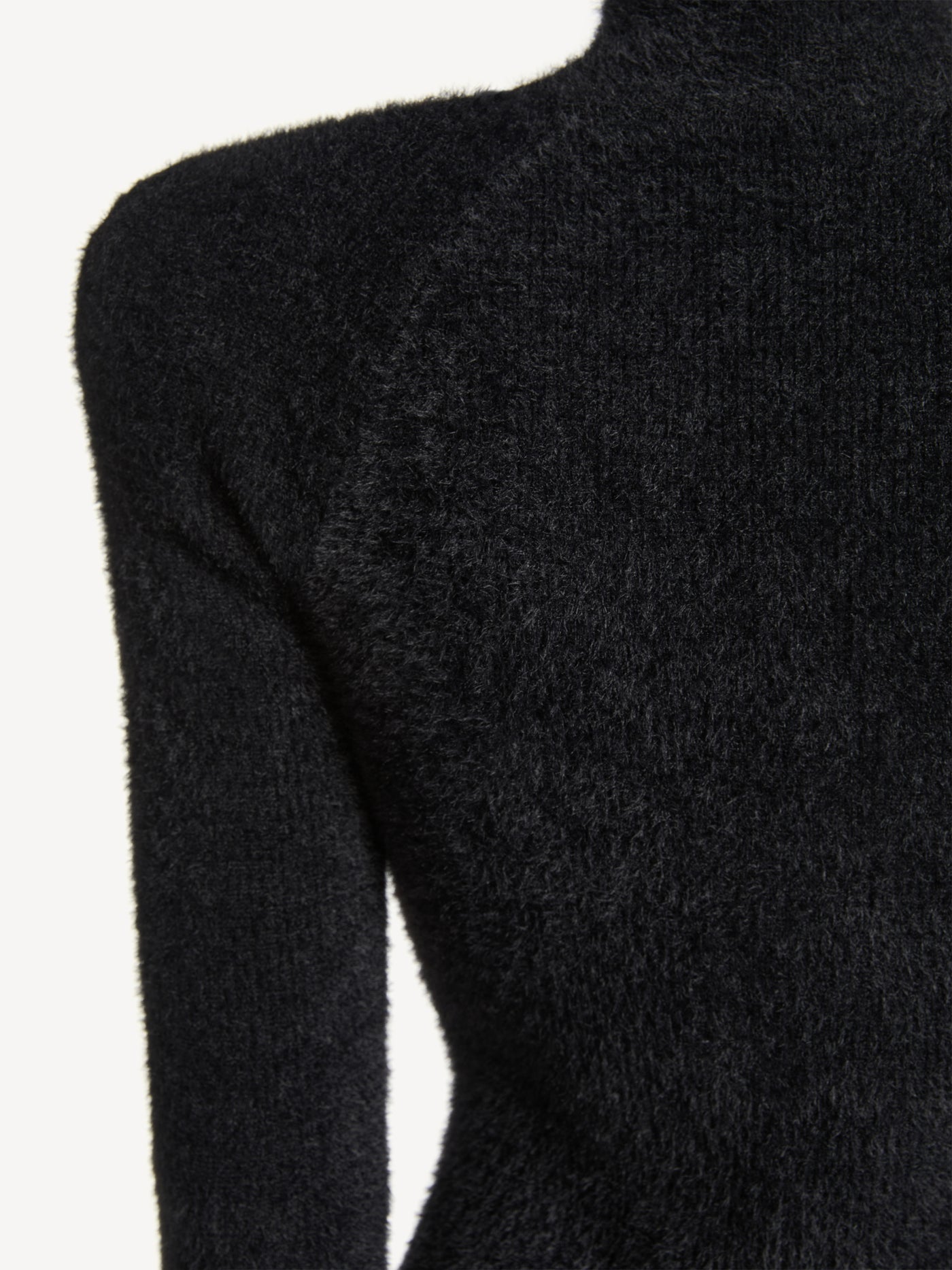 Pull en maille fluffy côtelée