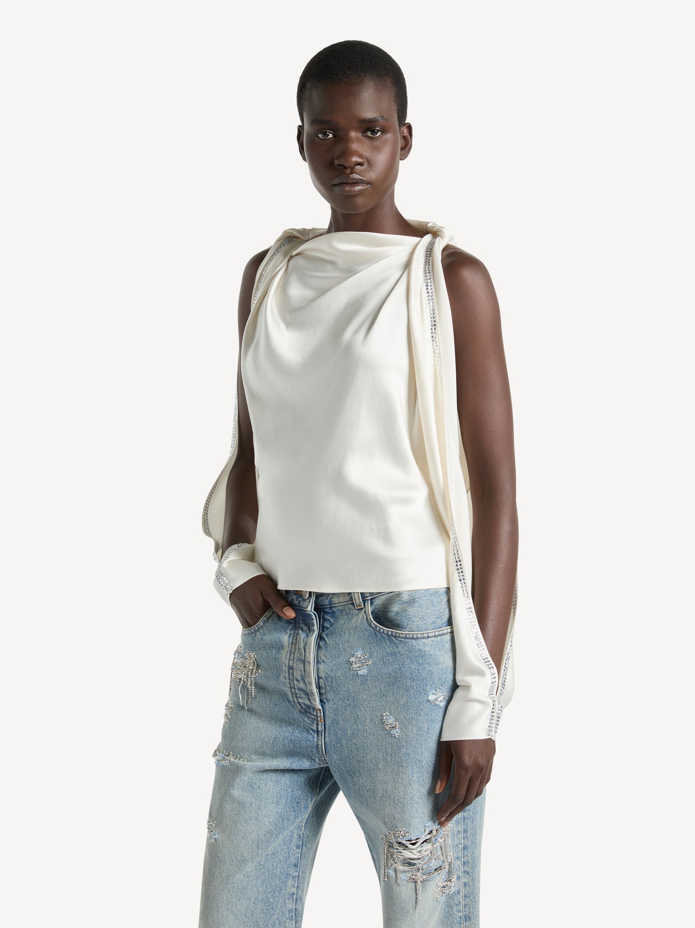 Blouse drapée en crêpe cady et cristaux